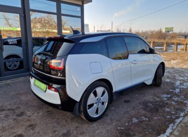 BMW I3