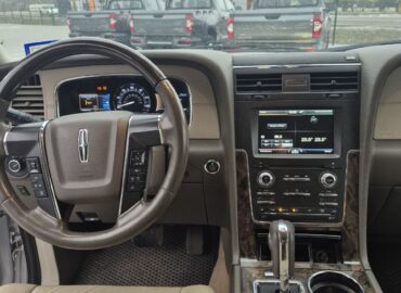 Lincoln Navigator