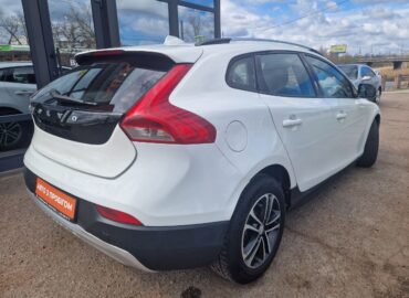 Volvo V40CC