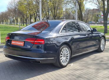 Audi A8