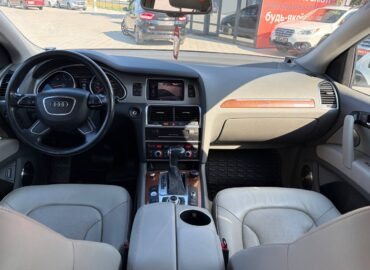 Audi Q7