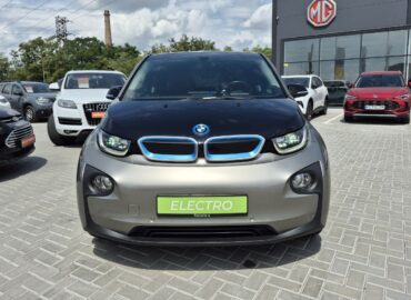 BMW  i3