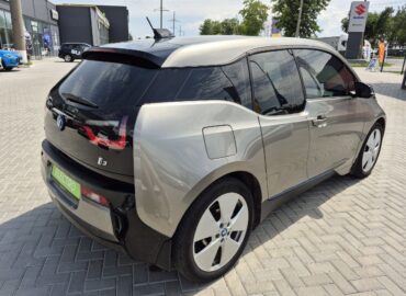 BMW  i3