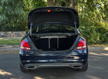 Mercedes-Benz C300
